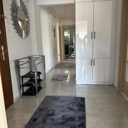 Well Furnished 2+1 Flat, Kadikoy * Istanbul